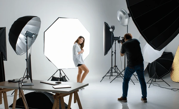 Behind the Scenes of a Photoshoot